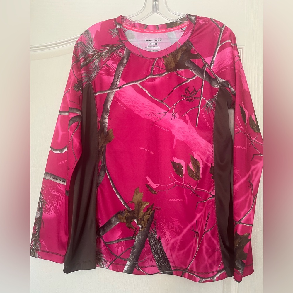 REALTREE AP pink camo long sleeve hunting outdoor shirt women’s activewear L